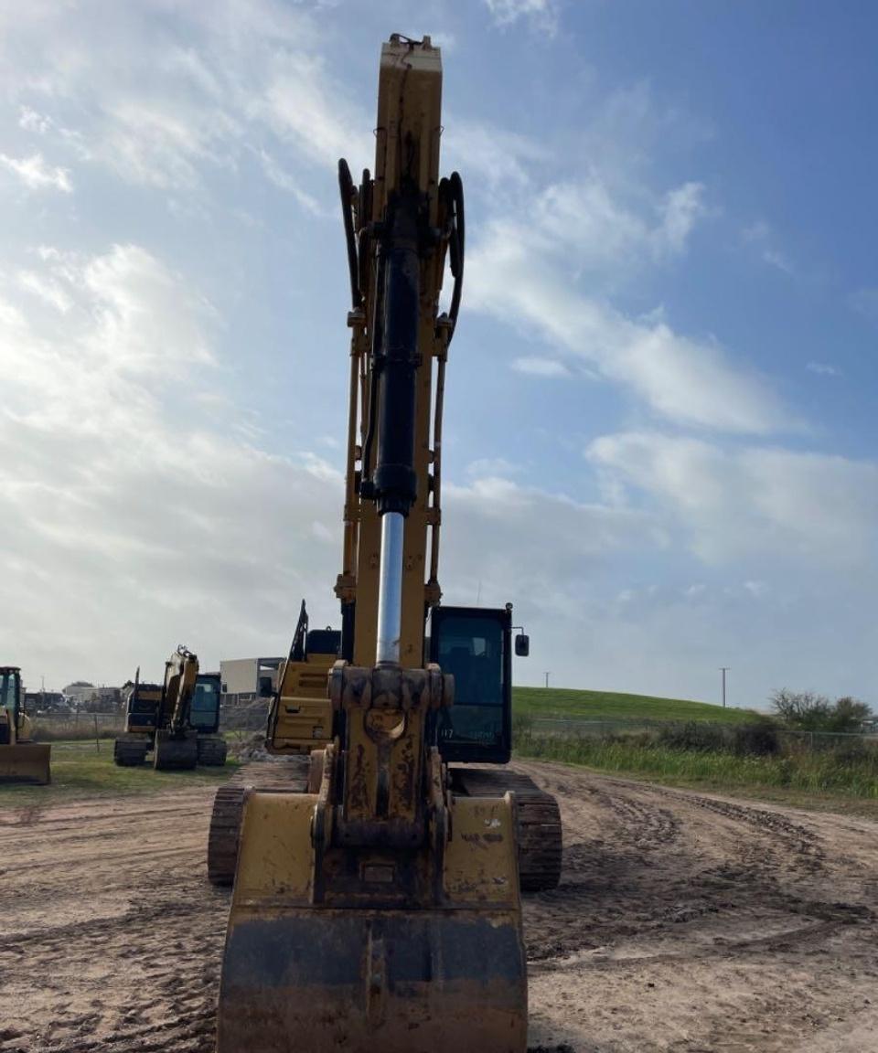 Cat 903D CAB Excavator