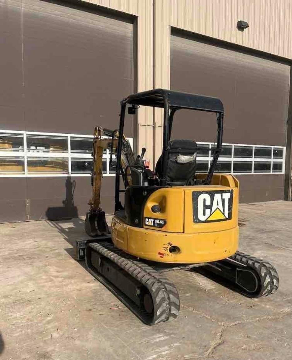 Cat 30350 CR Excavator