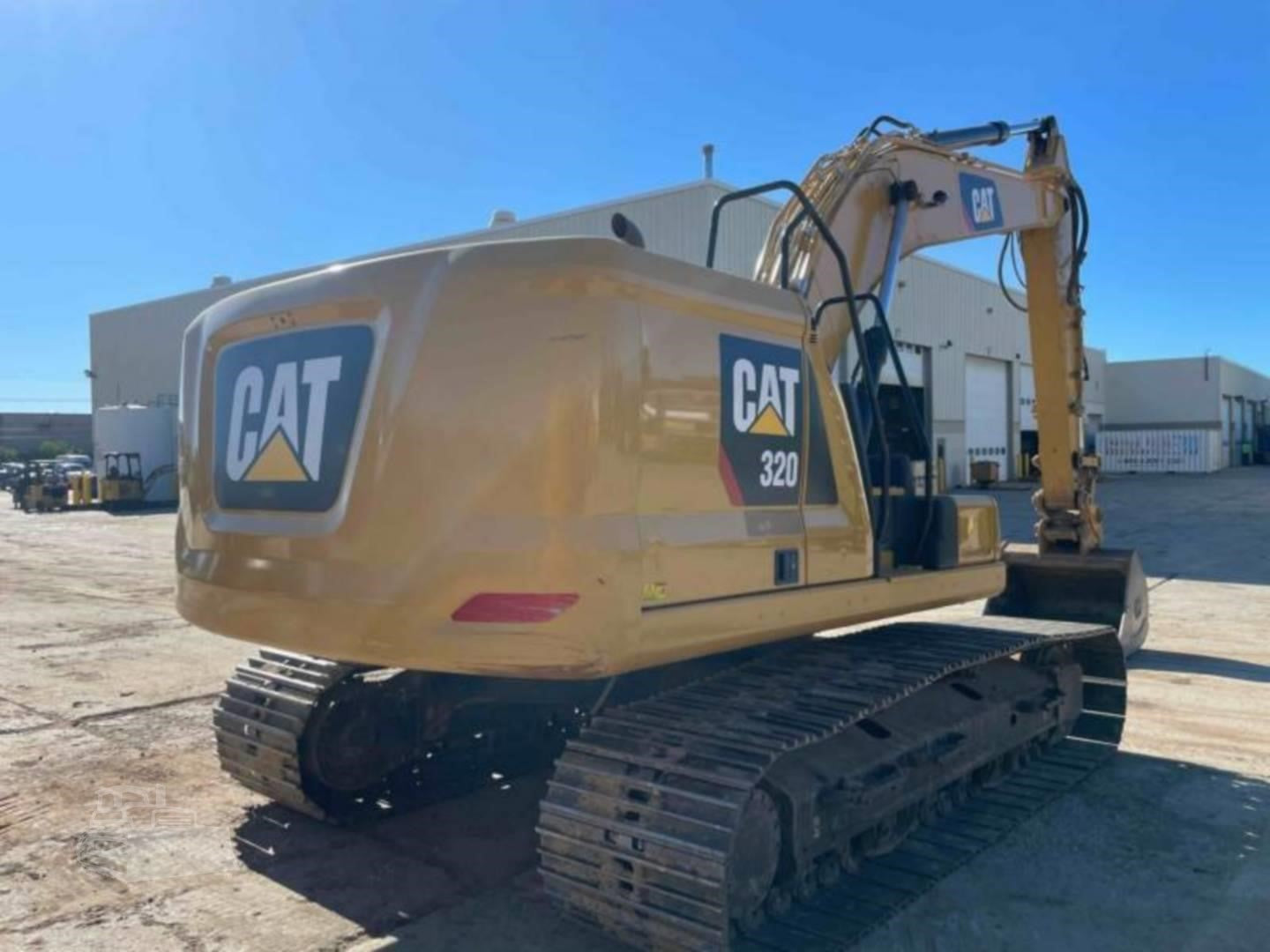 Caterpillar 320 Excavator