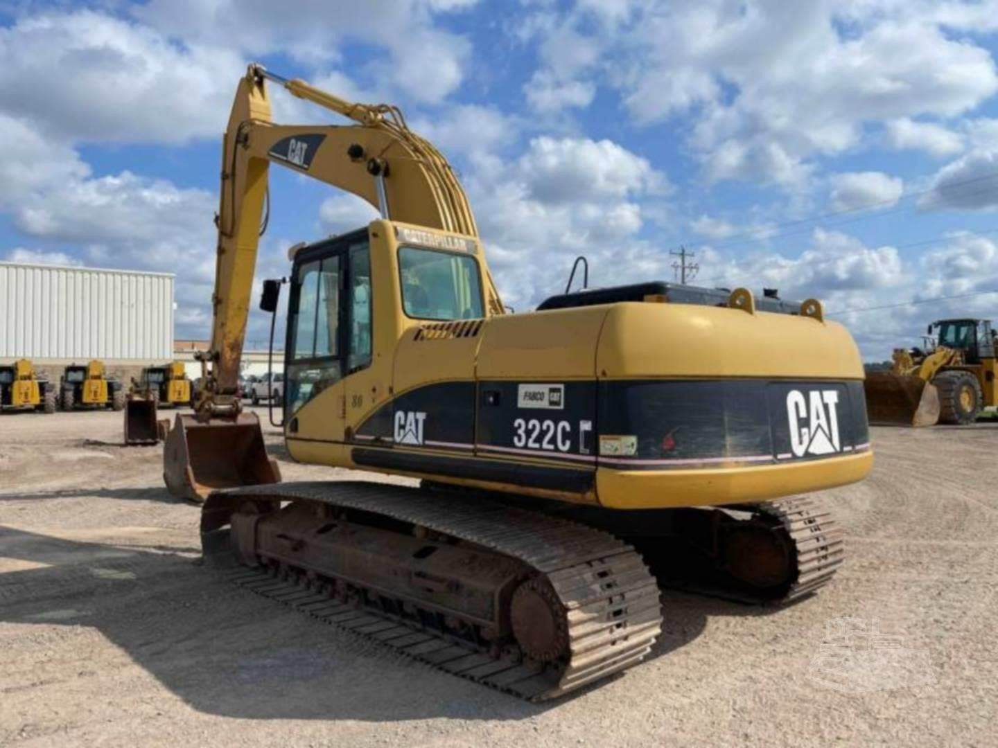 Caterpillar 322CL Excavator