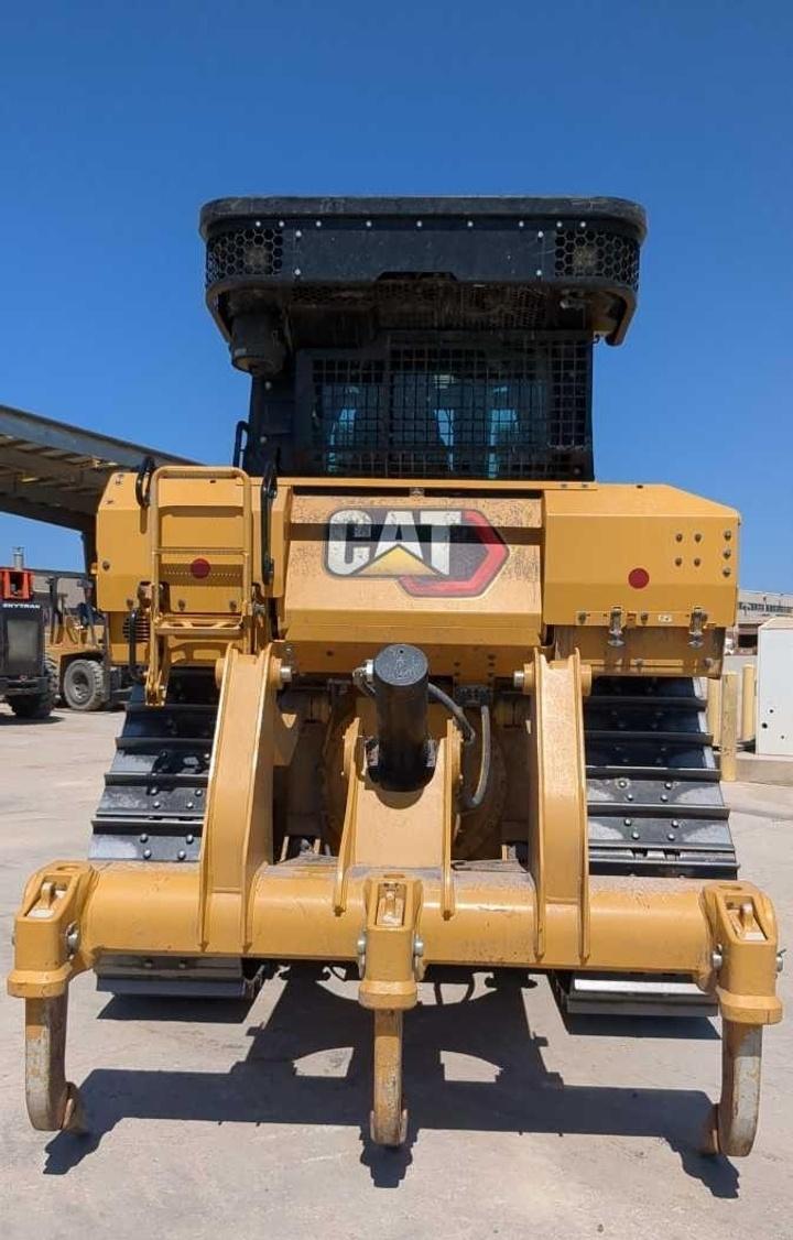 Cat D6 Dozer