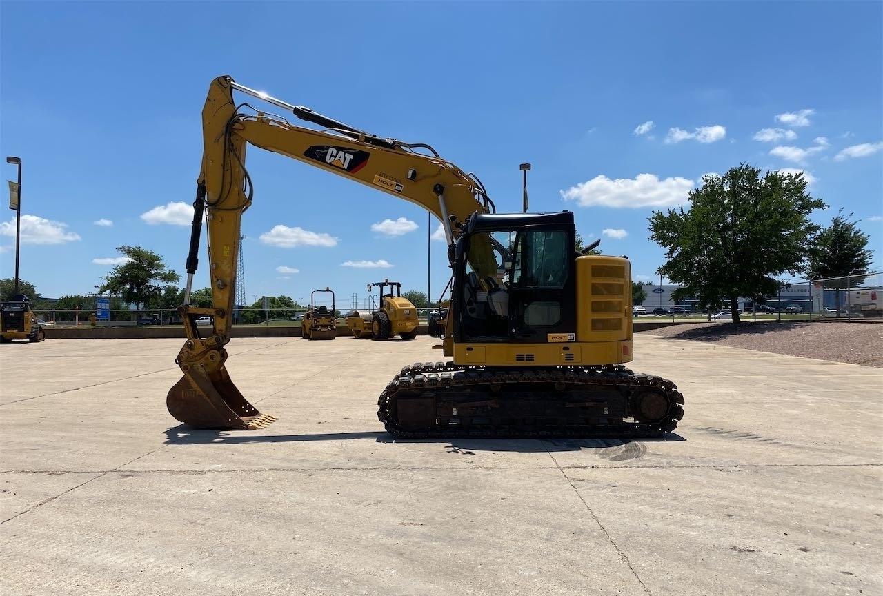 Deere 270 Excavator