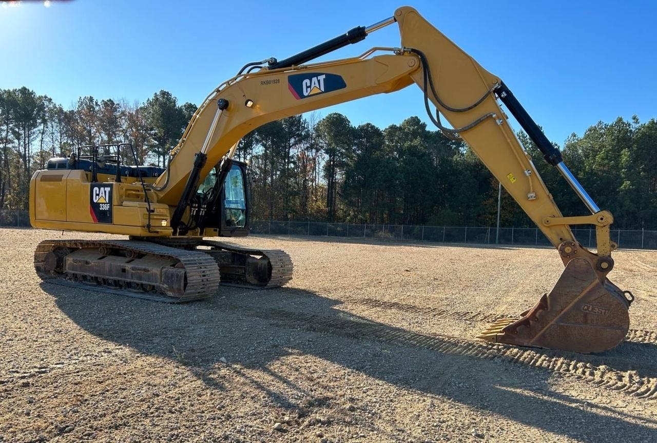 Cat 30807CR Excavator