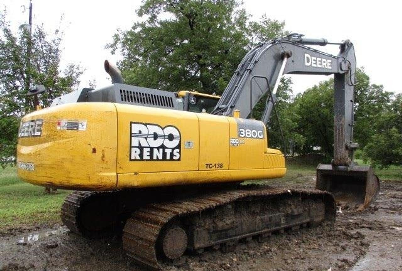 Deere 470G Excavator