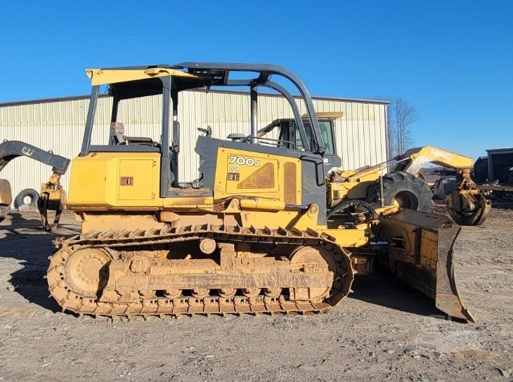 2005 Deere 700J Lgp