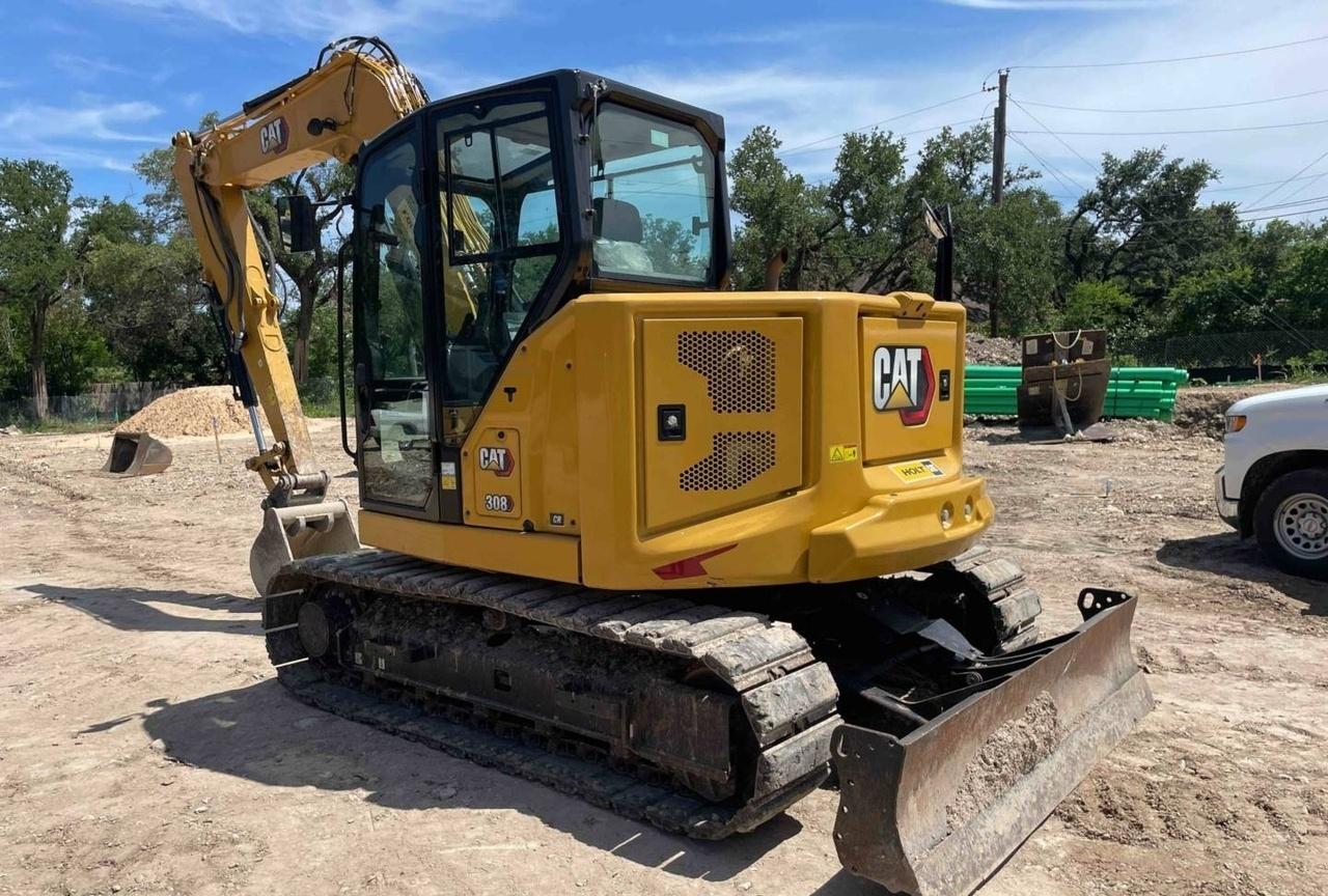 Cat 323 Excavator