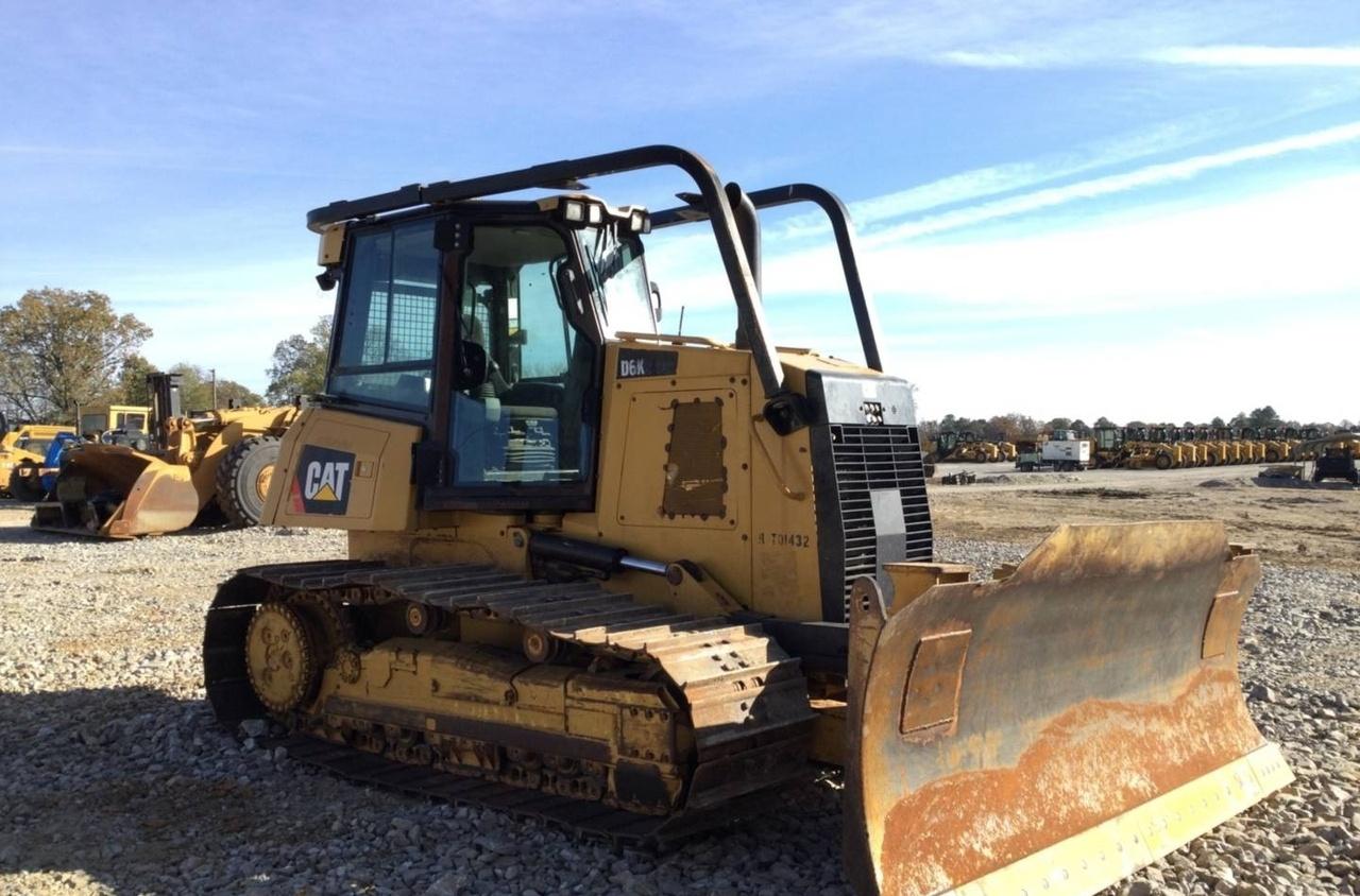 Cat D6K2LGP Dozer