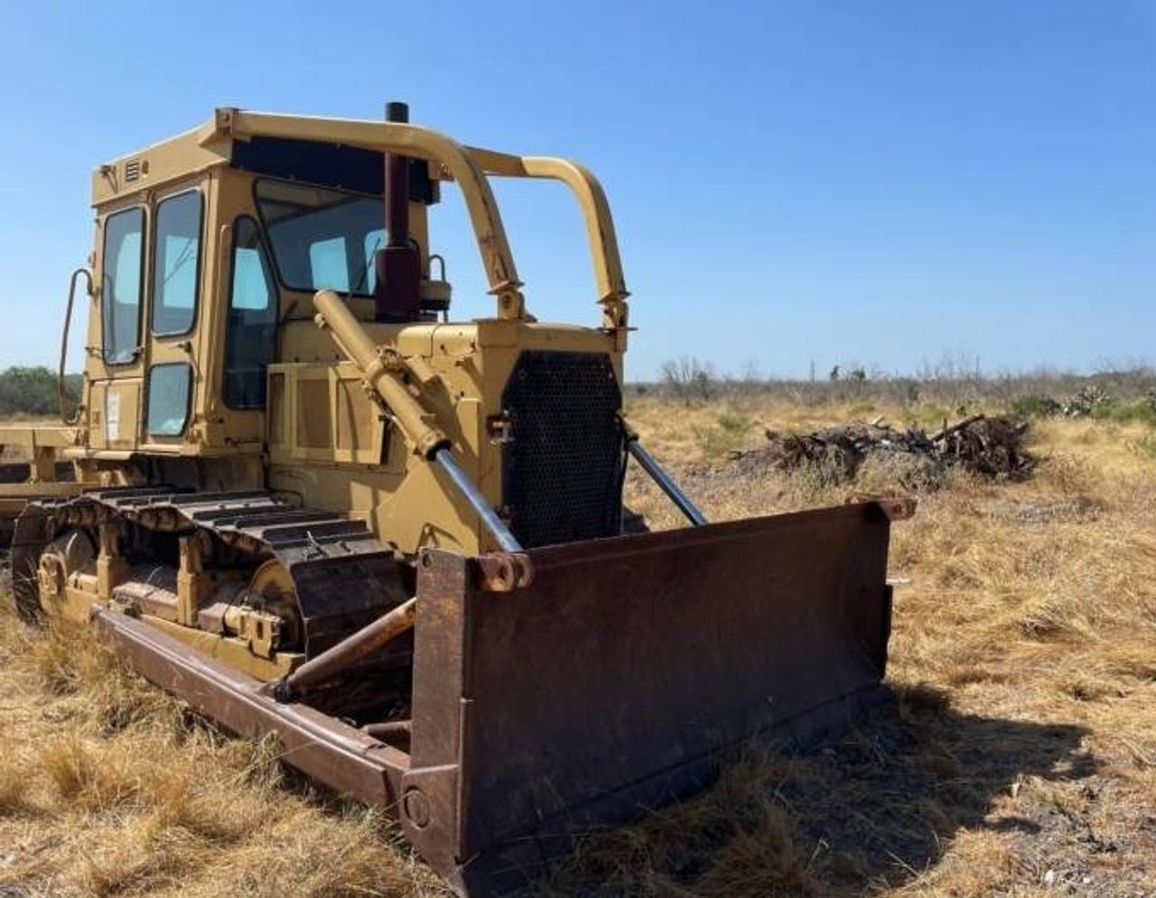 Cat D6D Dozer