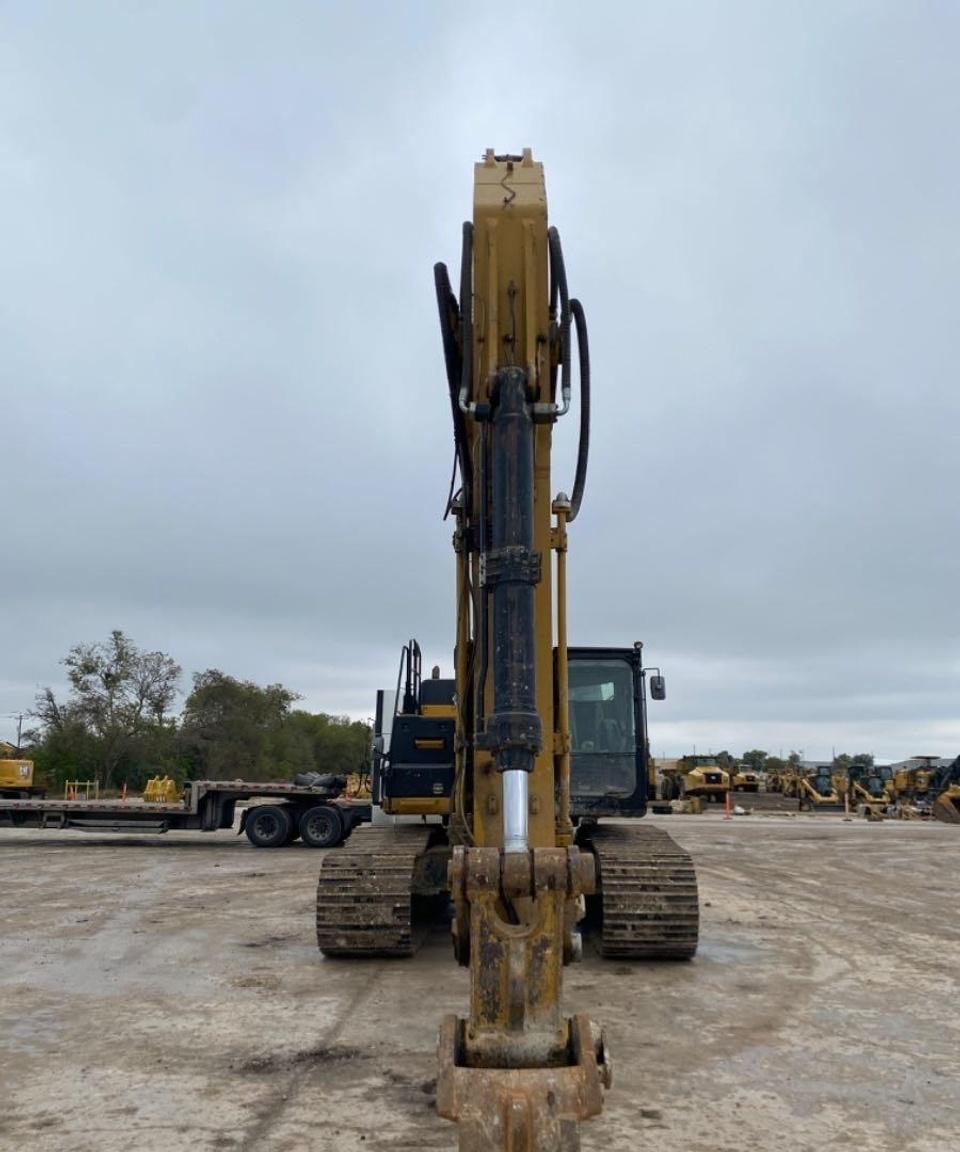 Cat 30807CR Excavator