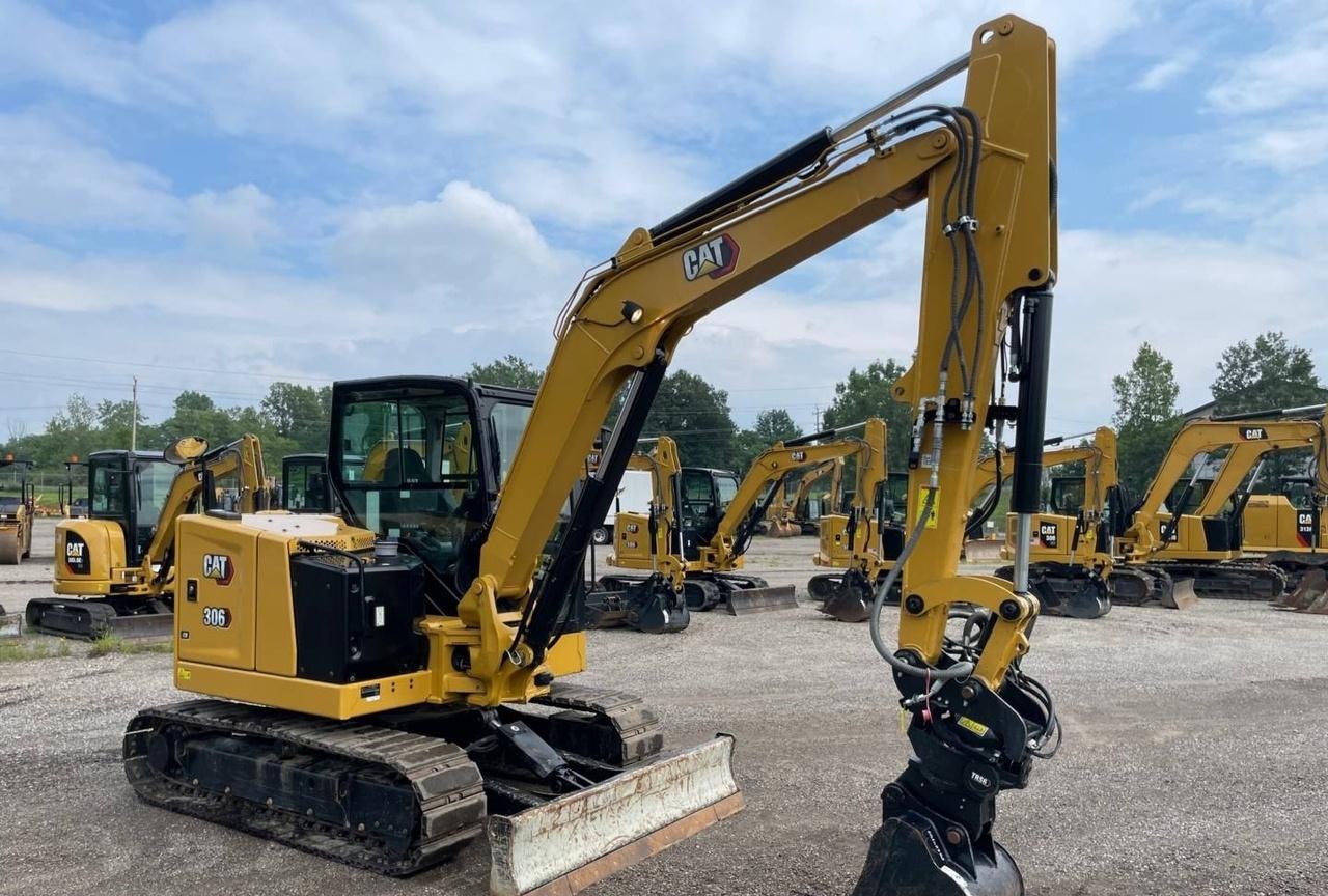 Cat 390 STICK Excavator