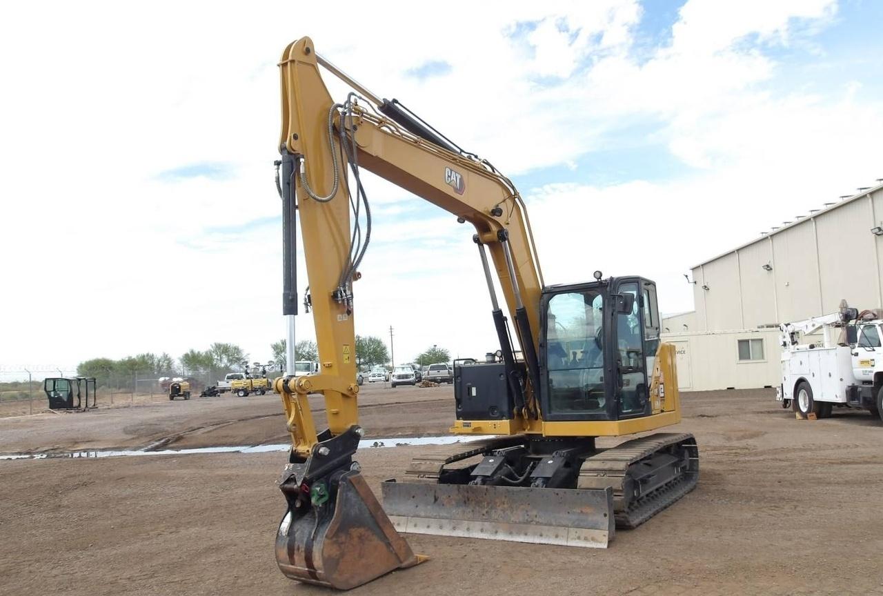 Cat 374DL Excavator