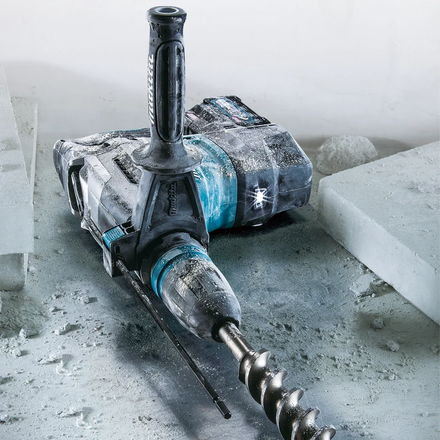 Makita GRH05M1 40V max XGT® Brushless 1‑9/16" SDS‑MAX AVT® Rotary Hammer Kit, AFT®, AWS® Capable (4.0Ah)